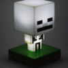 Minecraft skelett figur med ljus